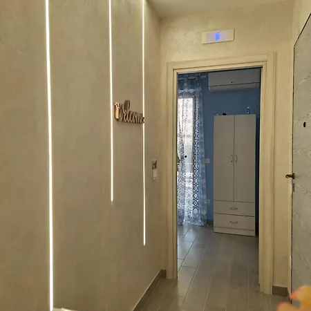 Flowers Apartment Tropea