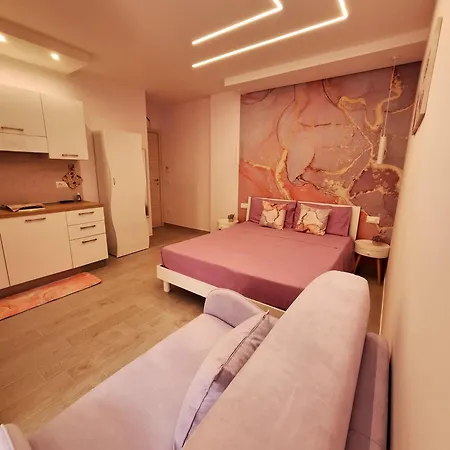 Flowers Apartment Tropea