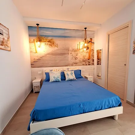 Apartment Flowers Tropea